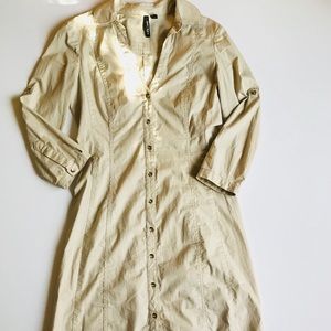 MNG Basics knee length dress v neck *missing belt*